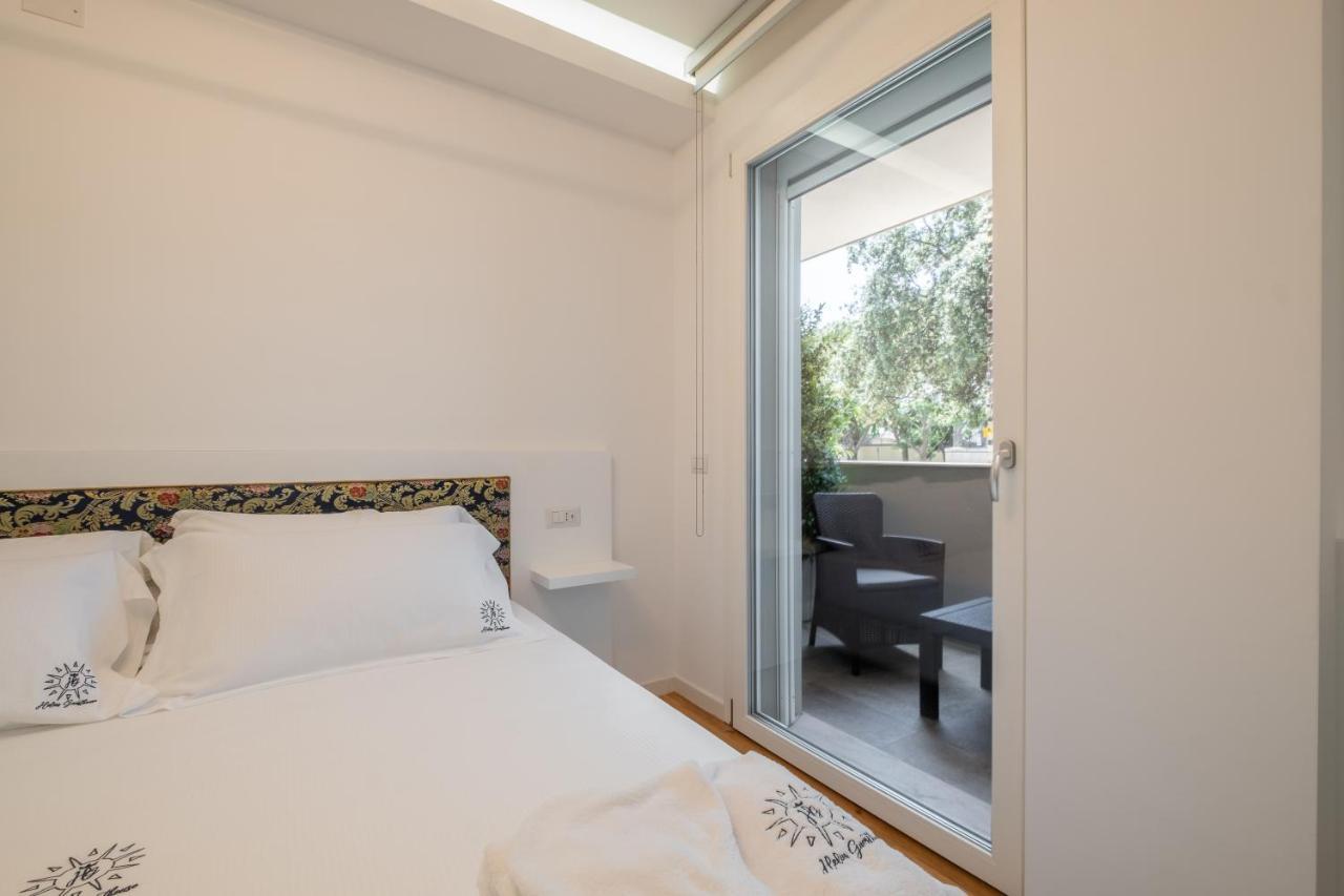 Helios Guest House Кальяри Экстерьер фото