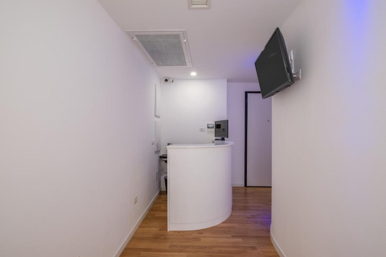 Helios Guest House Кальяри Экстерьер фото