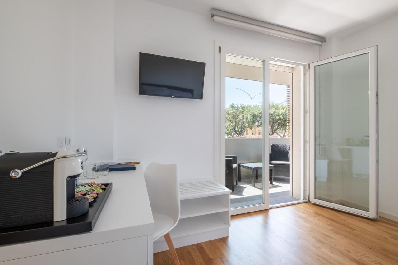 Helios Guest House Кальяри Экстерьер фото