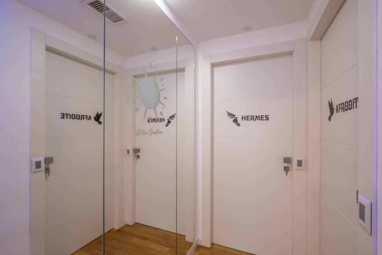 Helios Guest House Кальяри Экстерьер фото