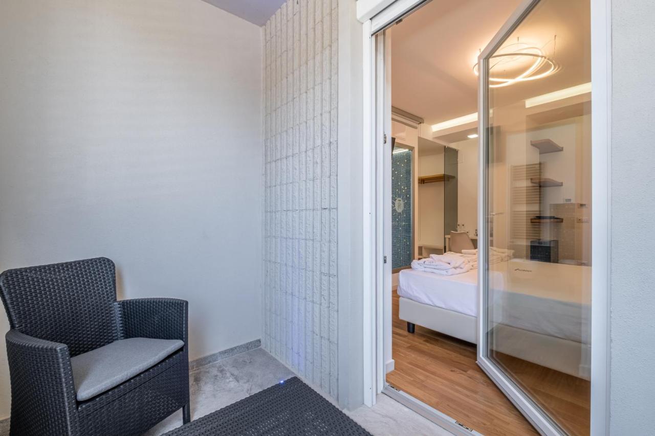Helios Guest House Кальяри Экстерьер фото